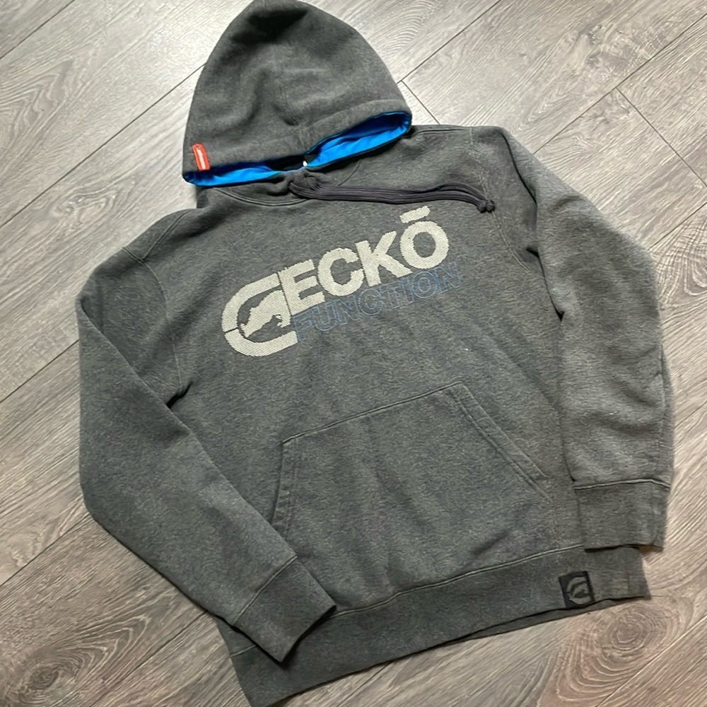 Gecko gray pullover hoodie size medium